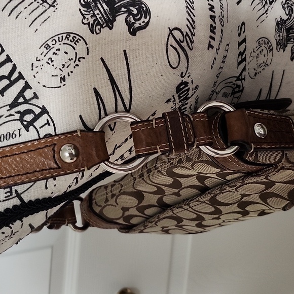 Authentic vintage Coach purse - Picture 3 of 12